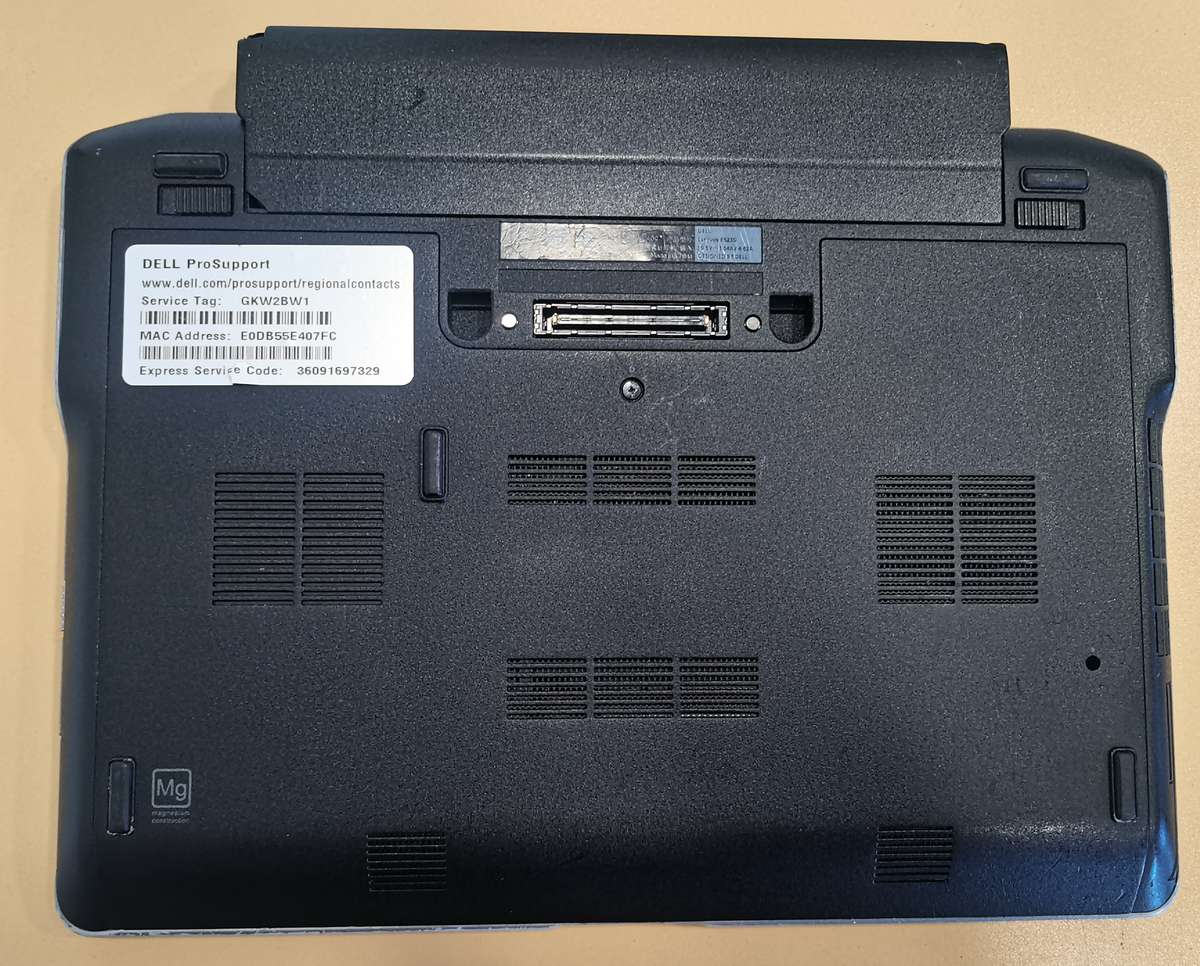 Dell Latitude E6230 - Intel Core i5-3320M @ 2.60GHz - 4GB RAM - 500GB HDD