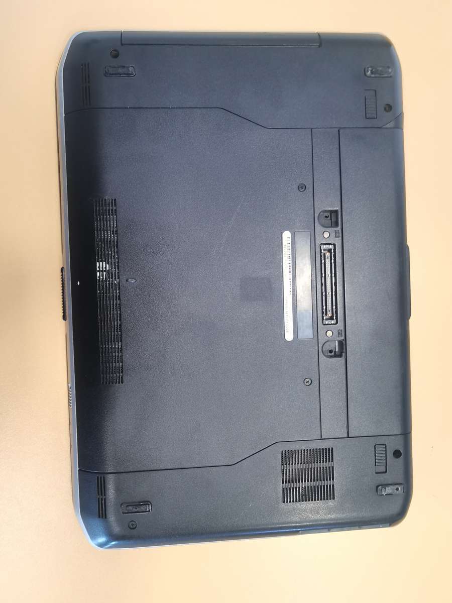 Dell Latitude E5430 - Intel Core i5-3220M @ 2.60GHz - 4GB RAM - 500GB HDD - Brand New Battery