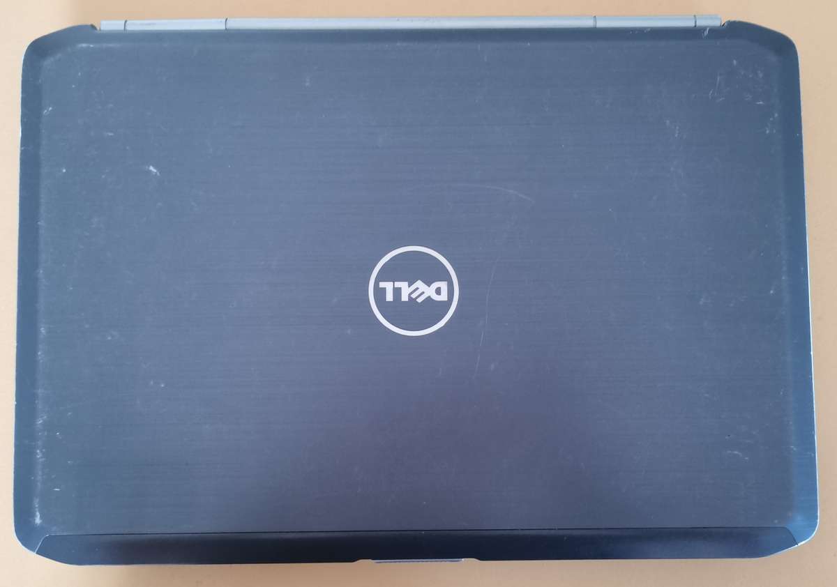 Dell Latitude E5420 - Intel Core i3-2330M @ 2.20GHz - 4GB RAM - 256GB HDD