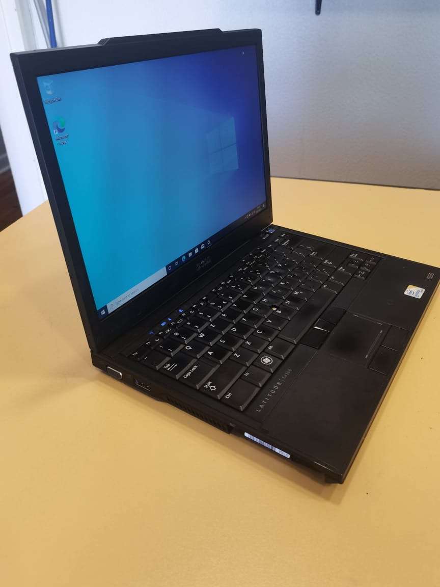 Dell Latitude E4300 - Intel Core 2 Duo @ 2.53GHz - 4GB RAM - 256GB HDD