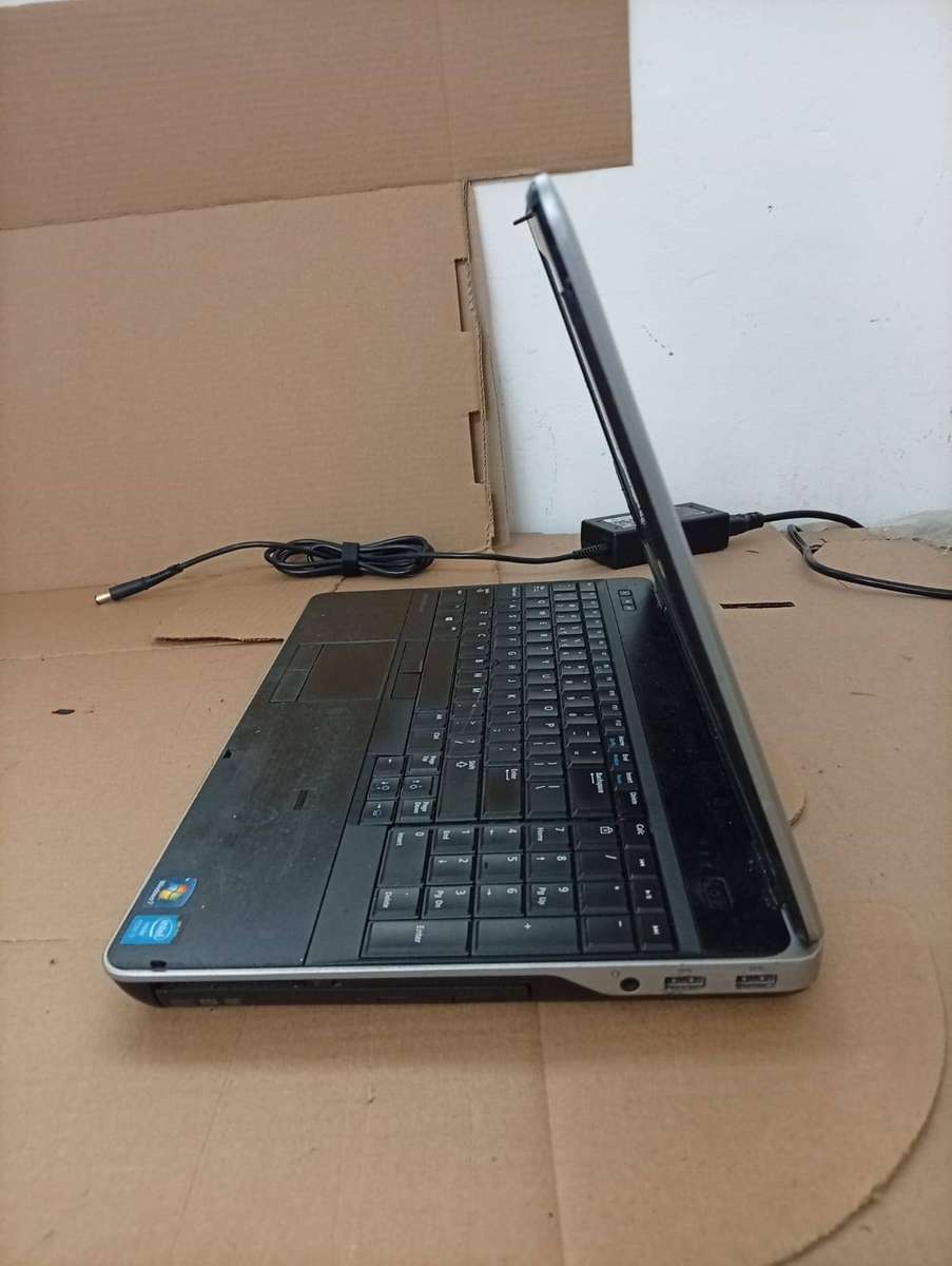 Dell Latitude E6540-Intel Core i7-4TH GEN-Intel HD Graphics-8GB DDR3 RAM-256GB SSD-Windows 10 Pro