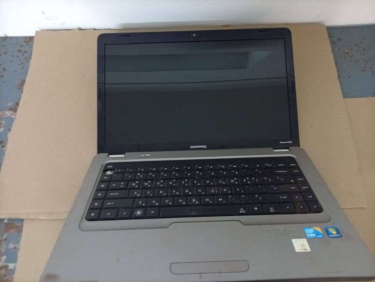 HP PRESARIO CQ 62 - Intel i3 Inside- INTEL HD GRAPHICS-NON FUNCTIONING