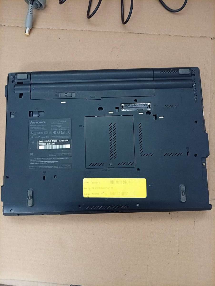 Lenovo Thinkpad T410-Intel Core I5-GEN 1-Intel HD Graphics-2GB DDR3 RAM-160GB HDD