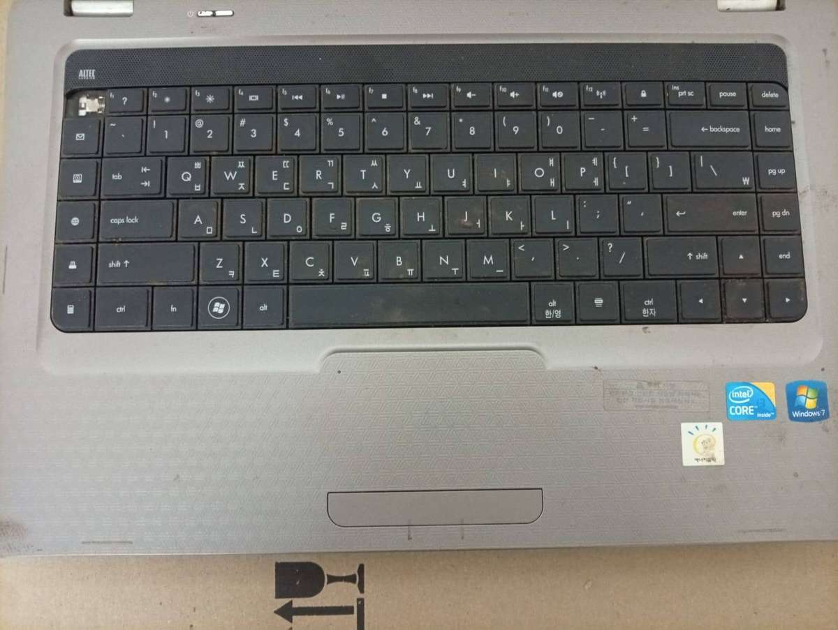 HP PRESARIO CQ 62 - Intel i3 Inside- INTEL HD GRAPHICS-NON FUNCTIONING