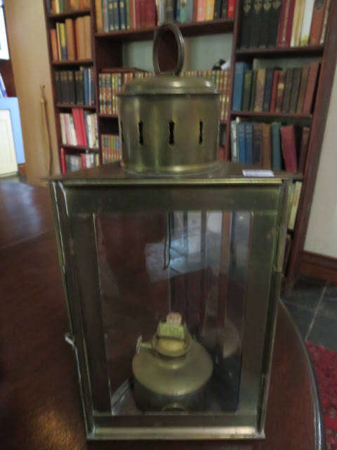 Original Wedge triangular oil lantern
