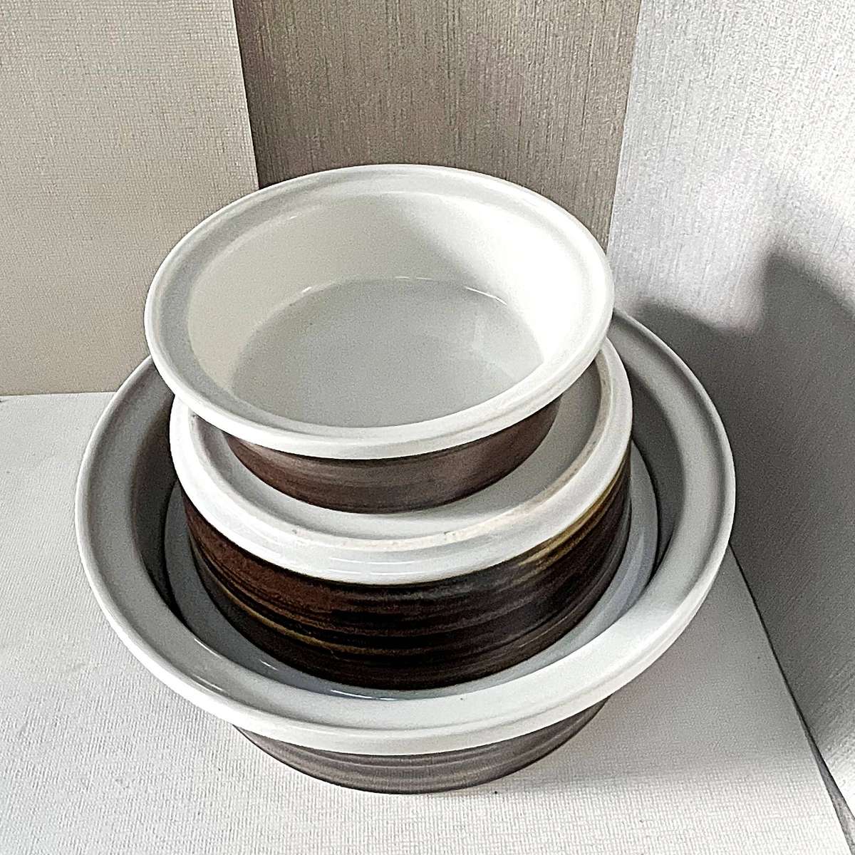 Vintage Arabia Finland Nesting Bowls (Set of 3)
