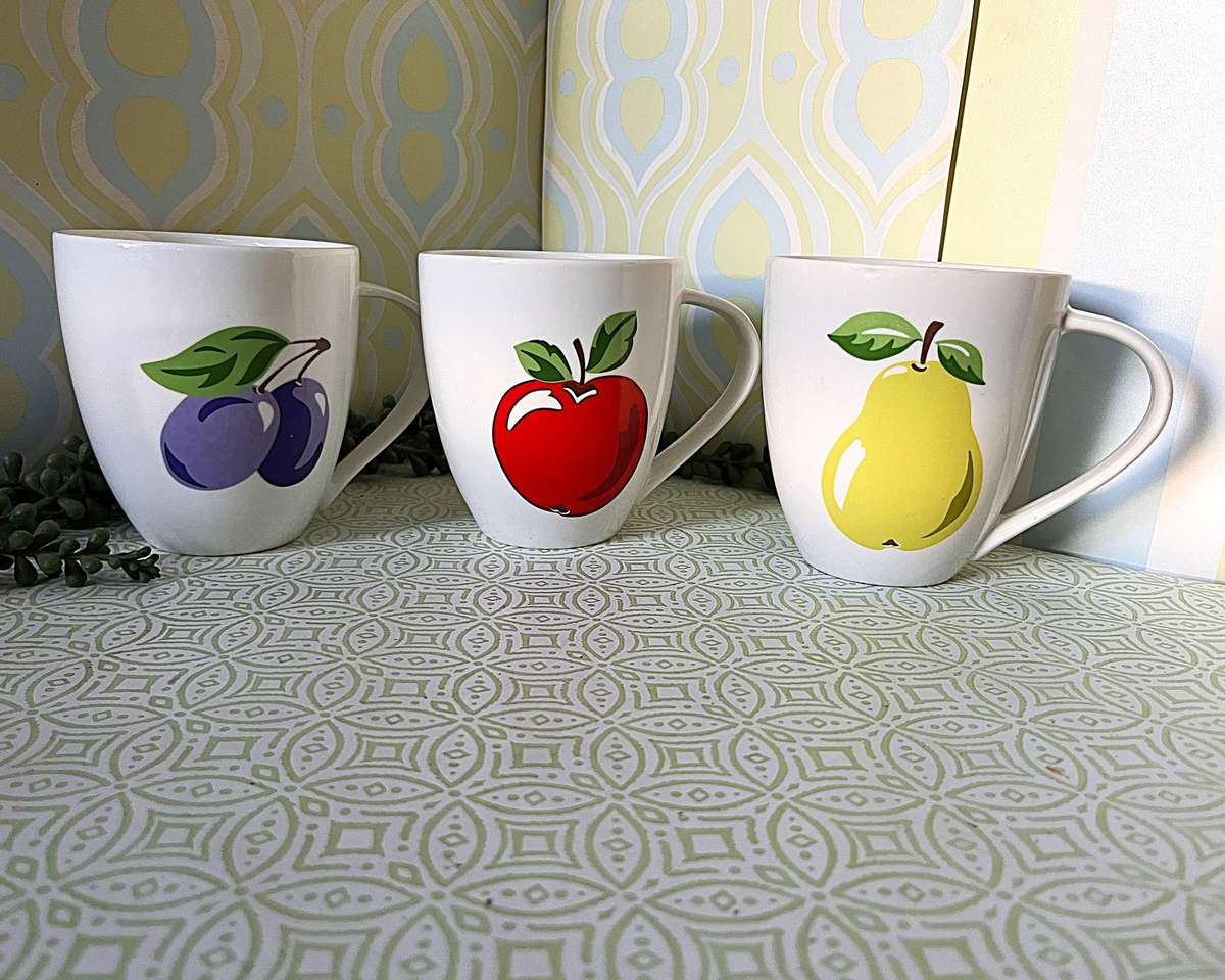 Vintage Cath Kidston x Queens Fine China Fruit Mugs (Rare 3-Piece Set)