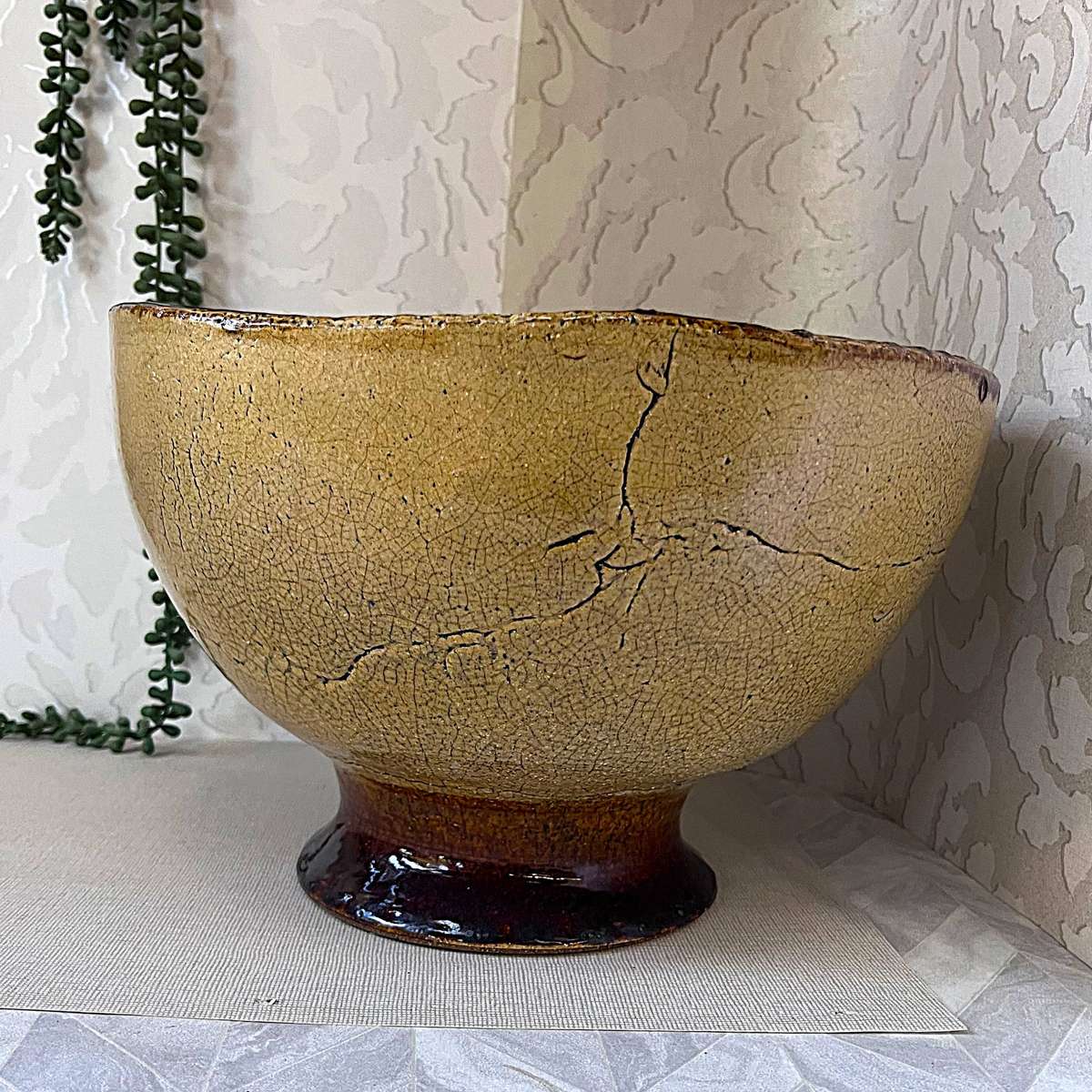 Vintage Japanese Ceramic Art, Master-Sized Ceremonial Ido-Gata (Well-Shaped) Footed Centrepiece Bowl