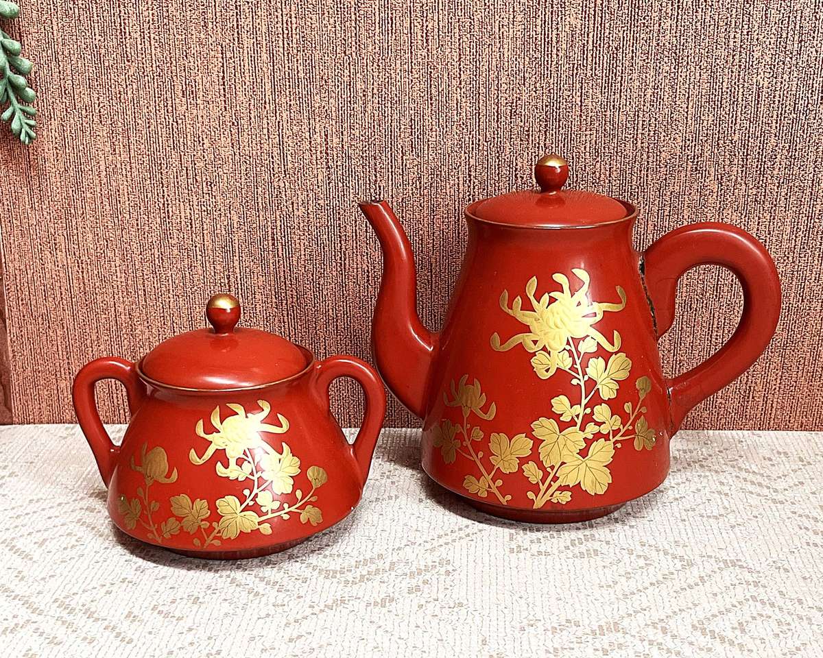 Vintage Japanese Red and Gold Lacquerware Tea Set