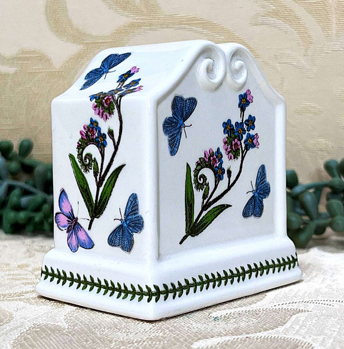 Portmeirion Botanic Garden Miniature Mantel Clock with a Rhododendron Motif