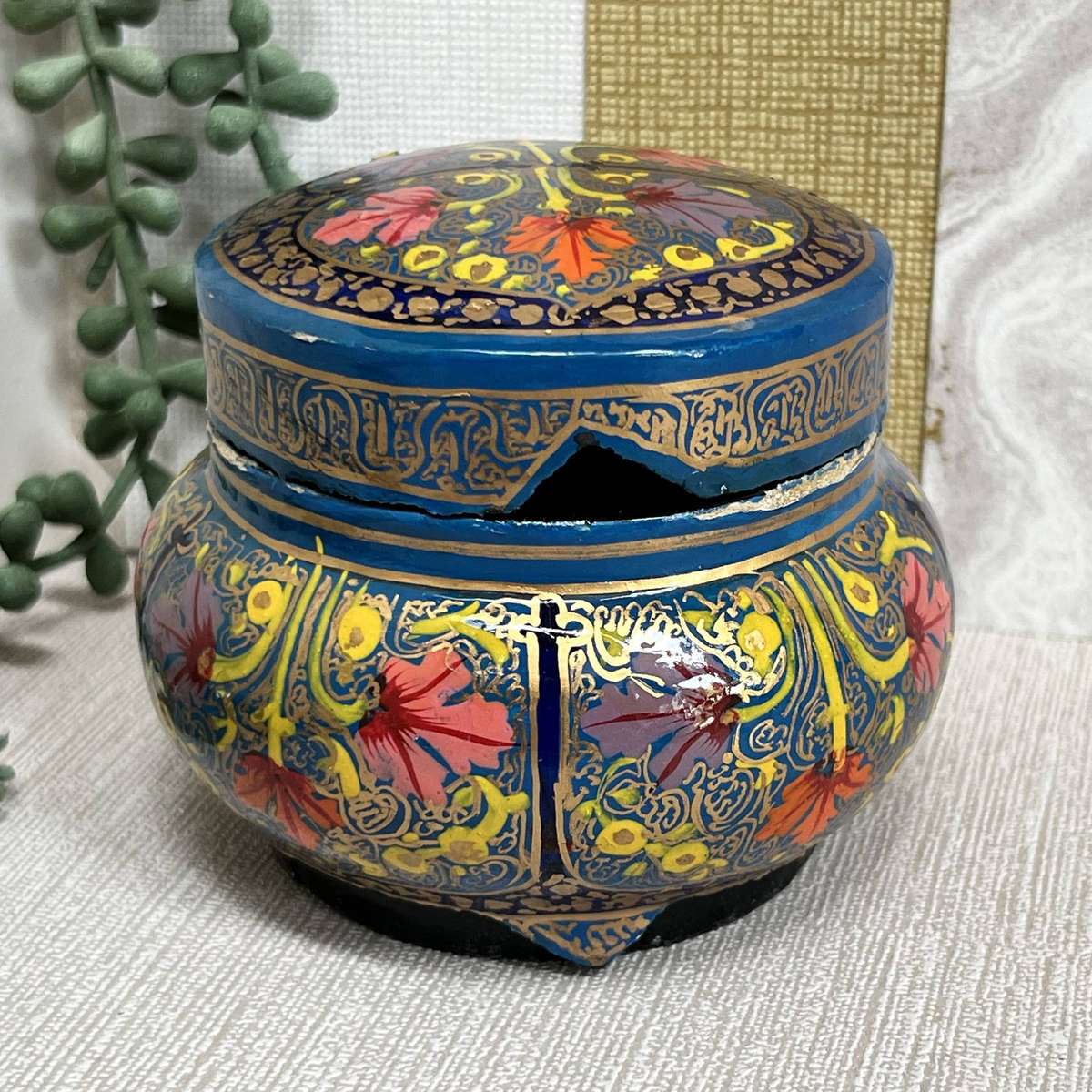 Kashmiri Papier-Mâché Trinket Box