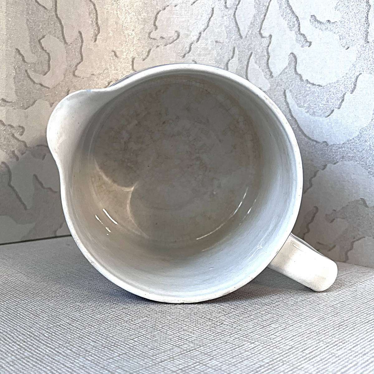T.G. Green & Co. Cornishware 1.5-Pint "Dreadnought" Milk/Water Pitcher.