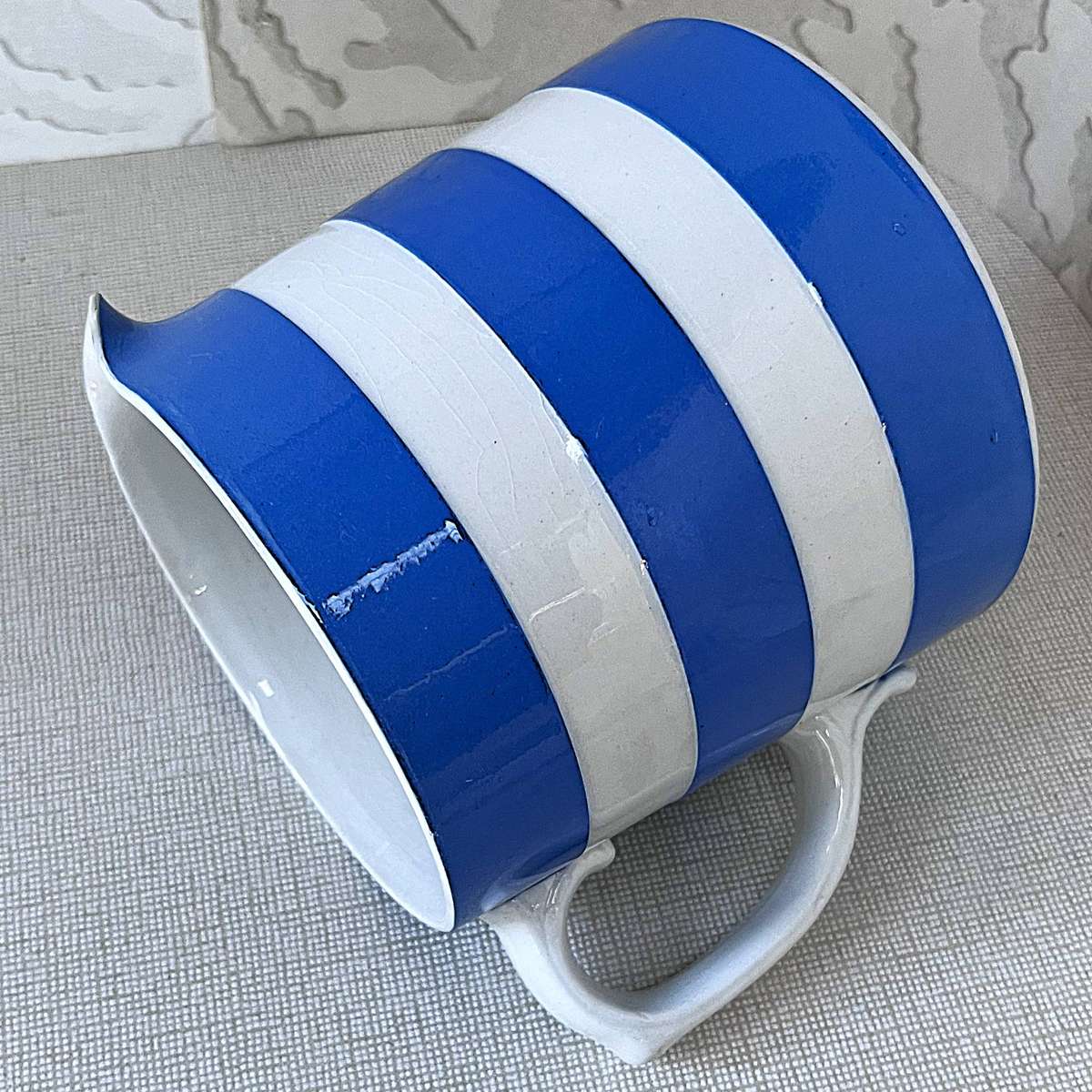 T.G. Green & Co. Cornishware 1.5-Pint "Dreadnought" Milk/Water Pitcher.