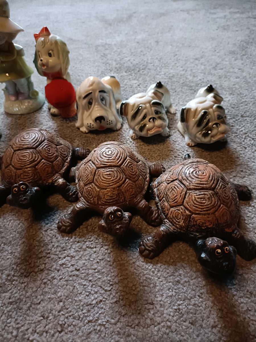 Vintage ornament lot