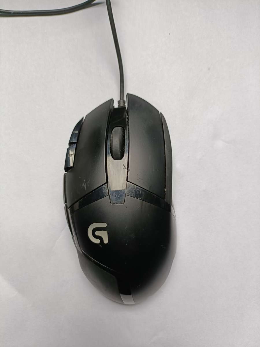 Logitech G402 Hyperion Fury Ultra-Fast Gaming Mouse