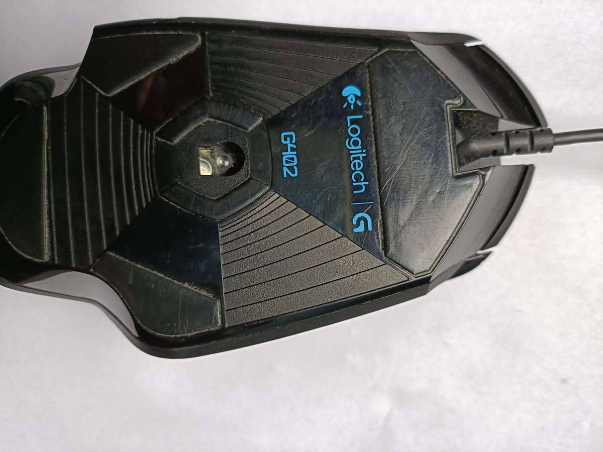 Logitech G402 Hyperion Fury Ultra-Fast Gaming Mouse