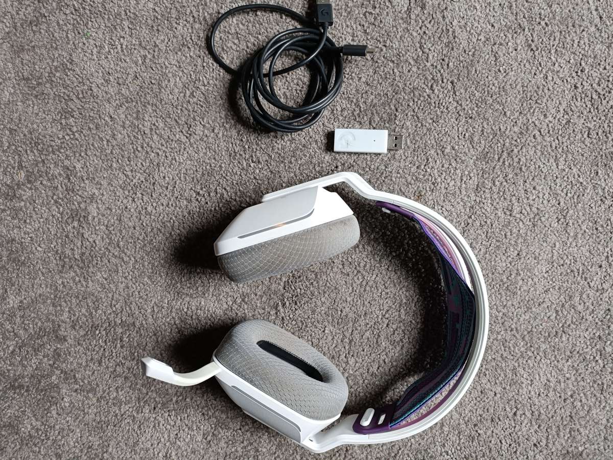 Logitech G733 Lightspeed Wireless RGB Gaming Headset - White
