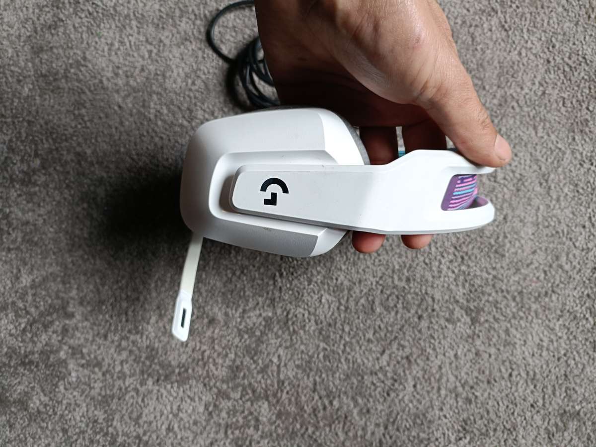 Logitech G733 Lightspeed Wireless RGB Gaming Headset - White