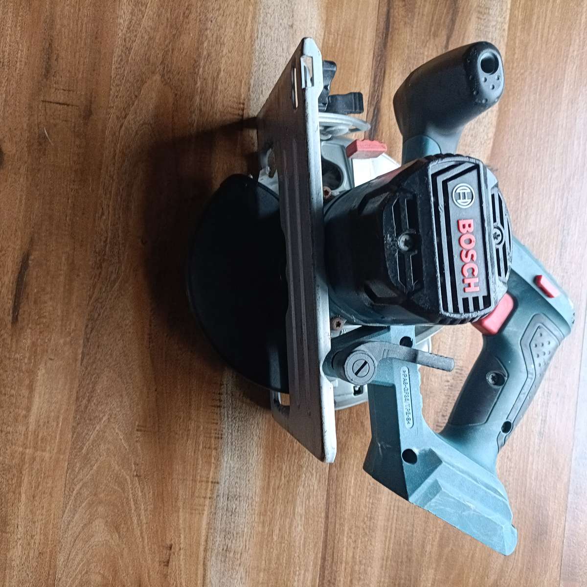 Bosch Professional Cordless Circular Saw 18V GKS18V-57