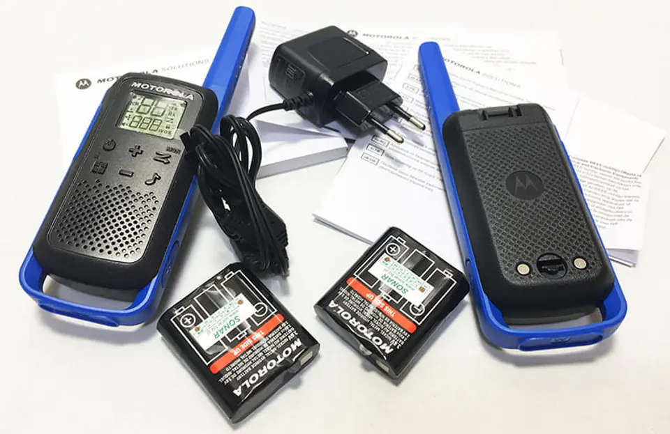 Motorola T62 License free radio - Pair