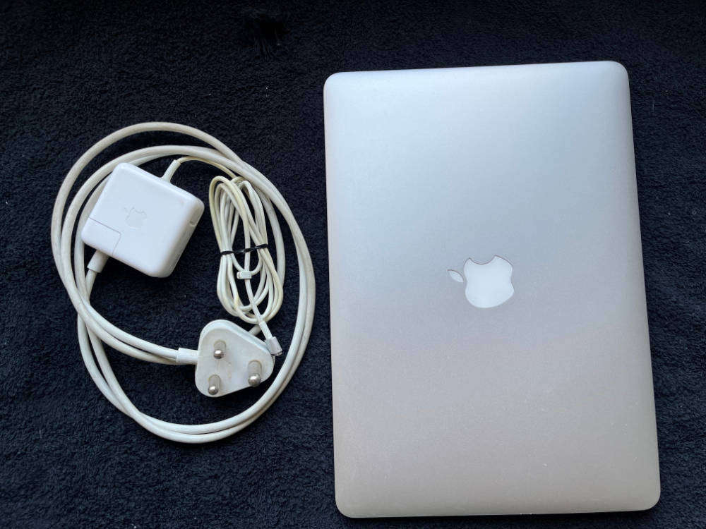 MacBook Air 2017 13" (A1466)