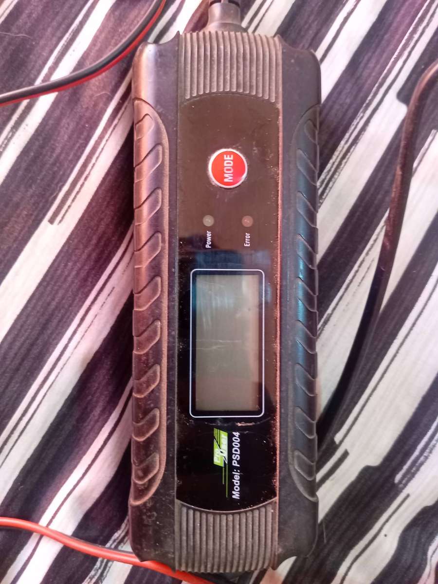 Pro User PSD004 Battery Charger