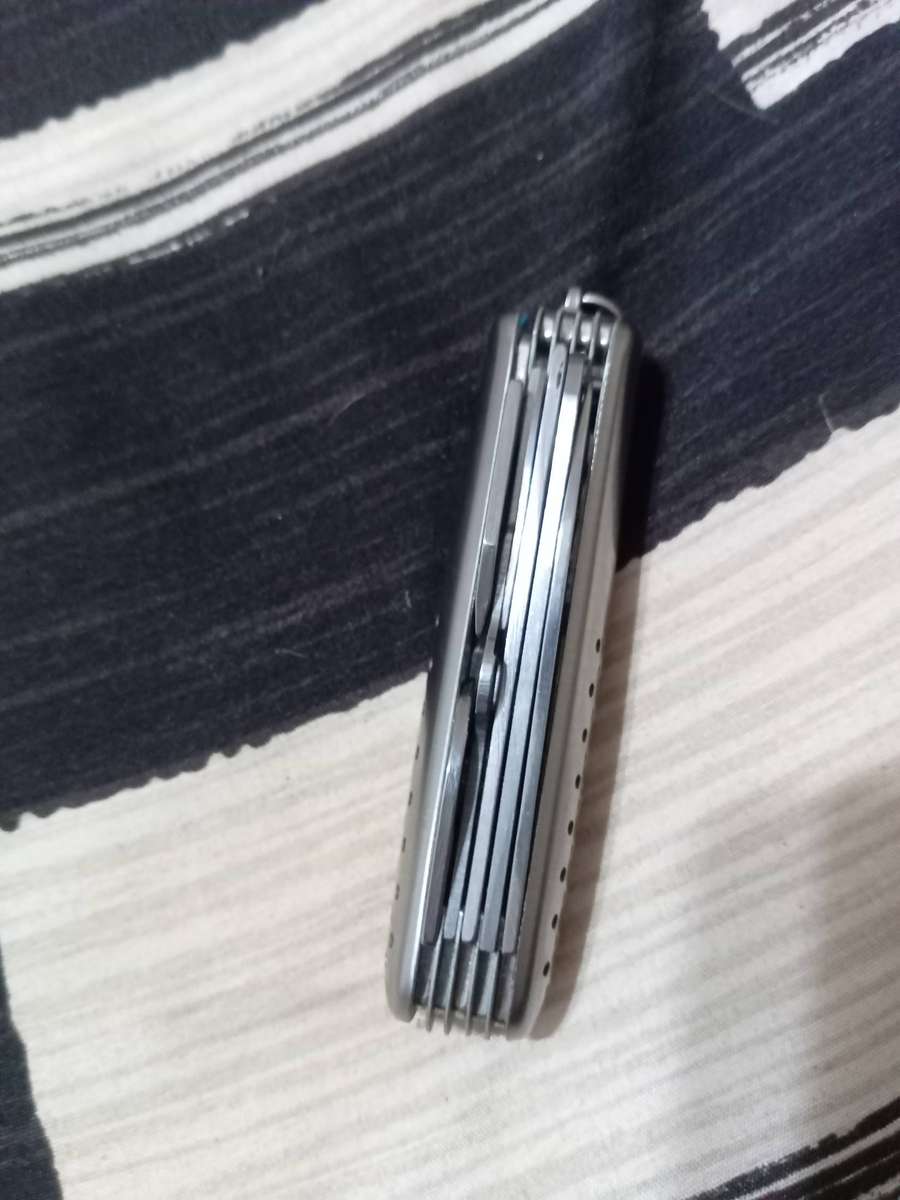 SOGA Swiss Style Multi Function Army Knife