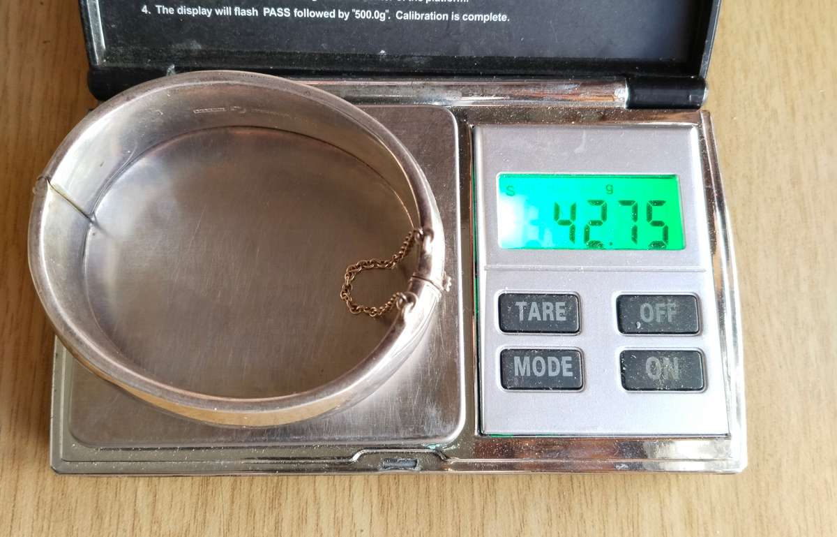 Vintage Beautiful silver ladies arm bracelet. 42.75 grams. ( Wax Filled)