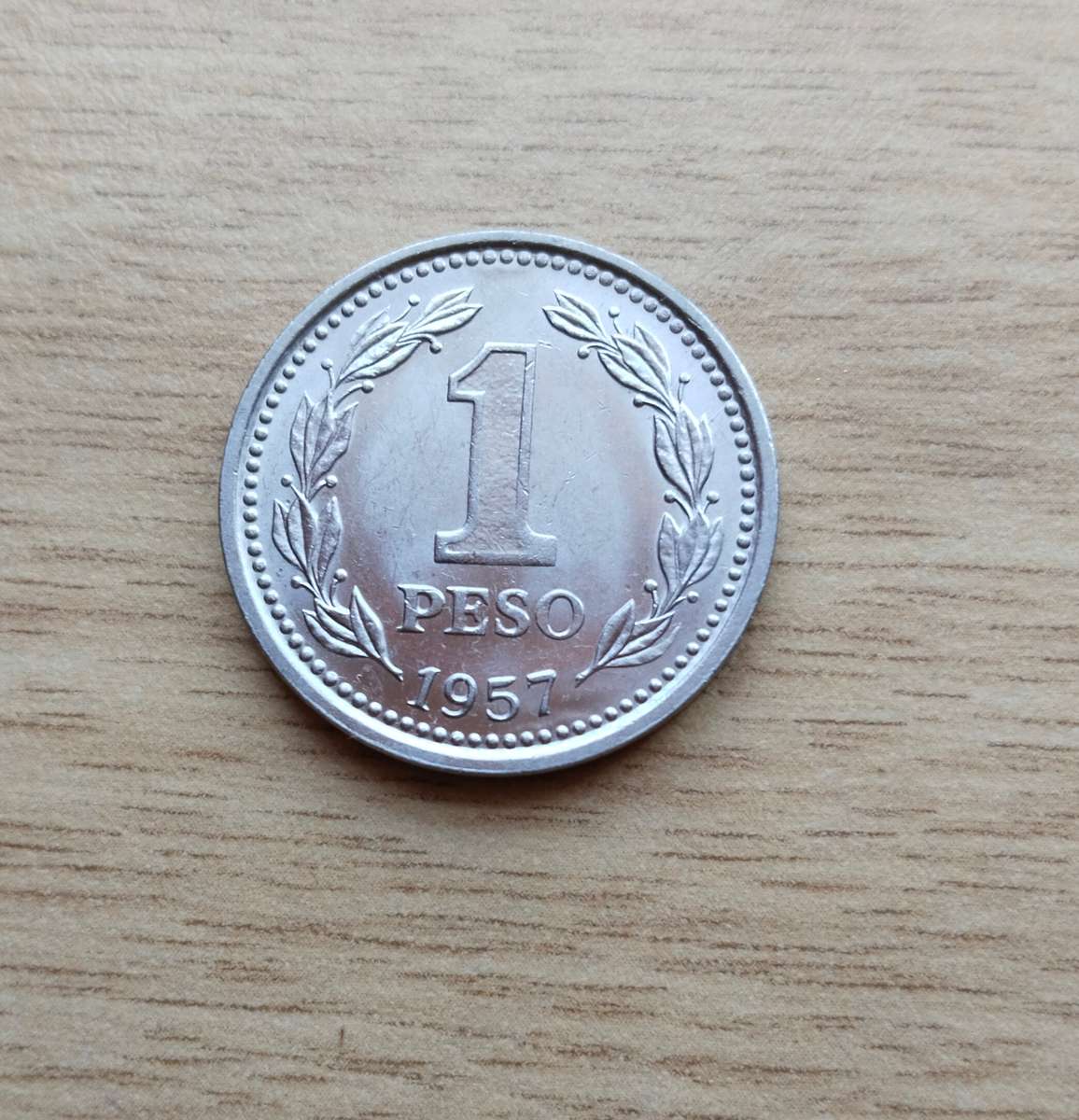 Argentina 1957 Great condition 1 Peso.