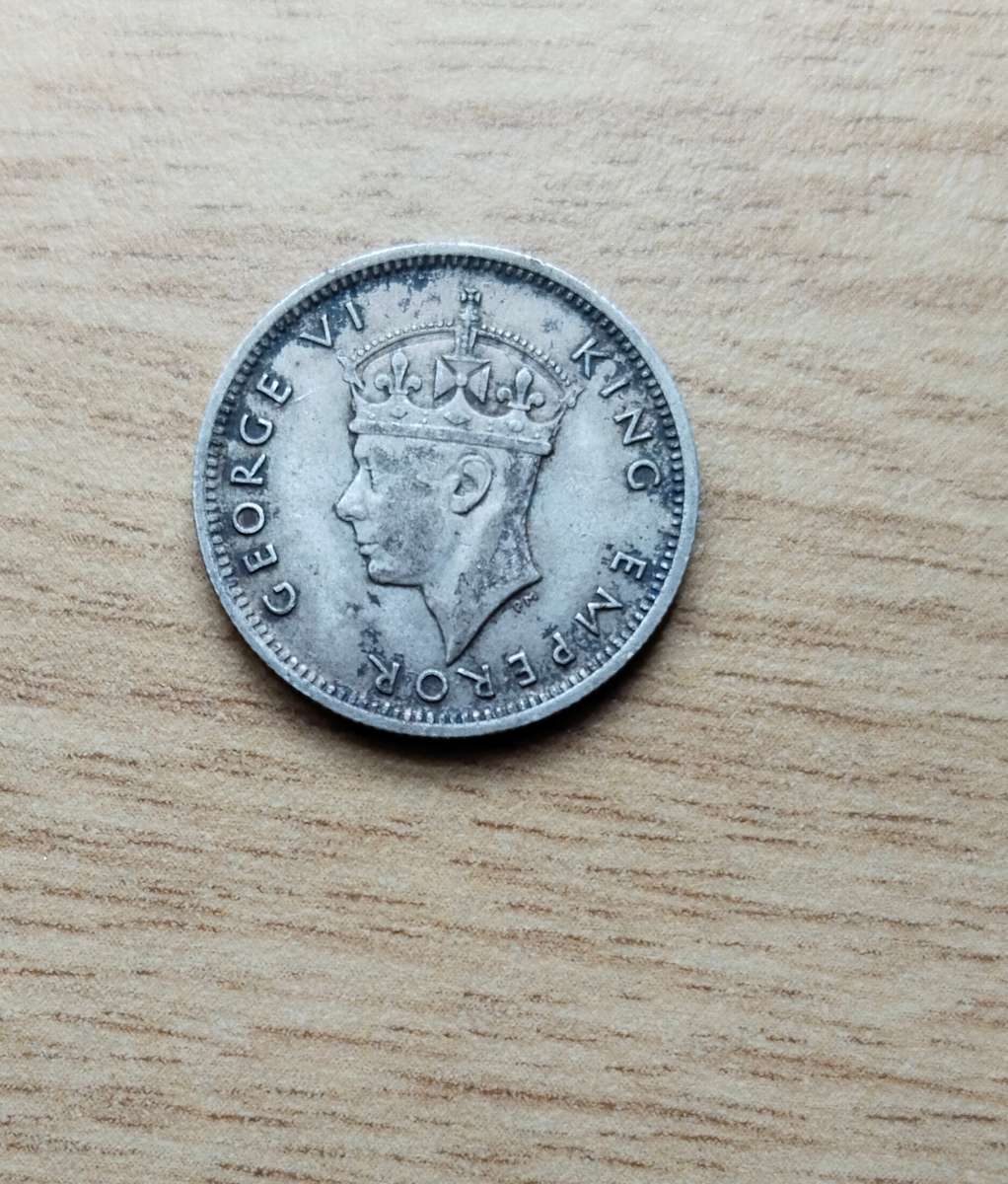 Southern Rhodesia 1945 Silver Sixpence.