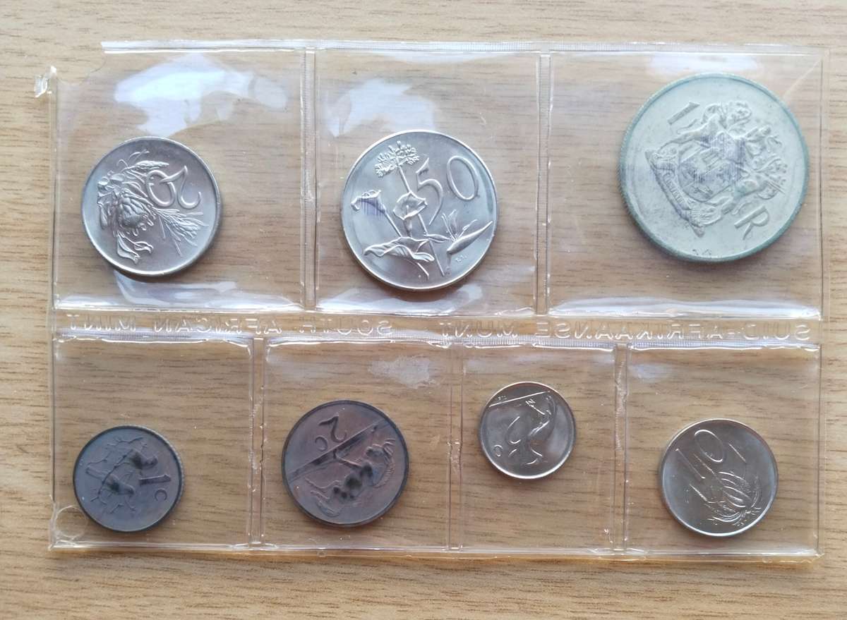 South Africa 1969 Silver One Rand UNC Mint Pack. Afrikaans.