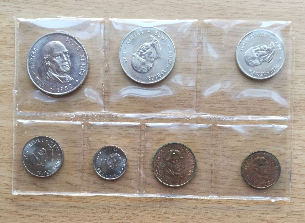 South Africa 1982 UNC Pack coin set.