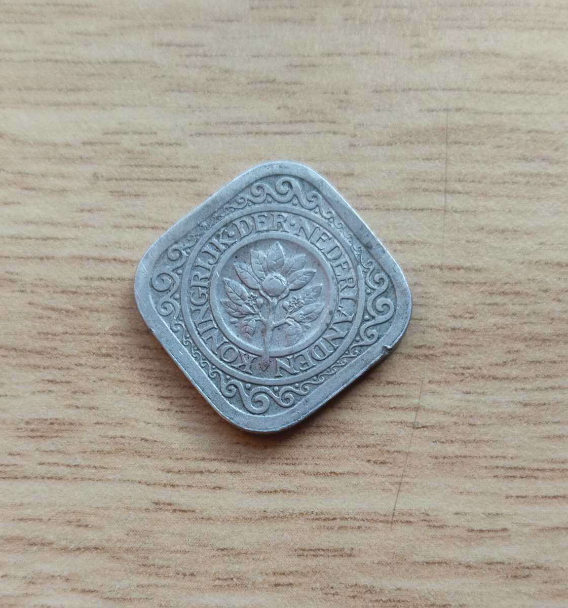 Nederland 1913 ( 5 Cent). Beautiful coin.