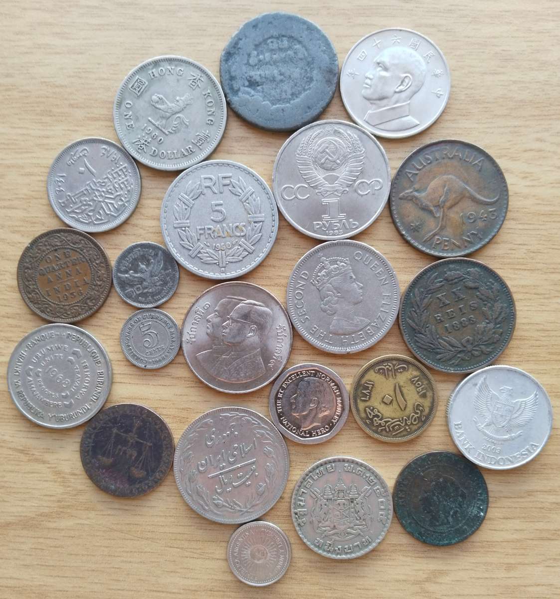 Collection of old coins from around the world. Some good.