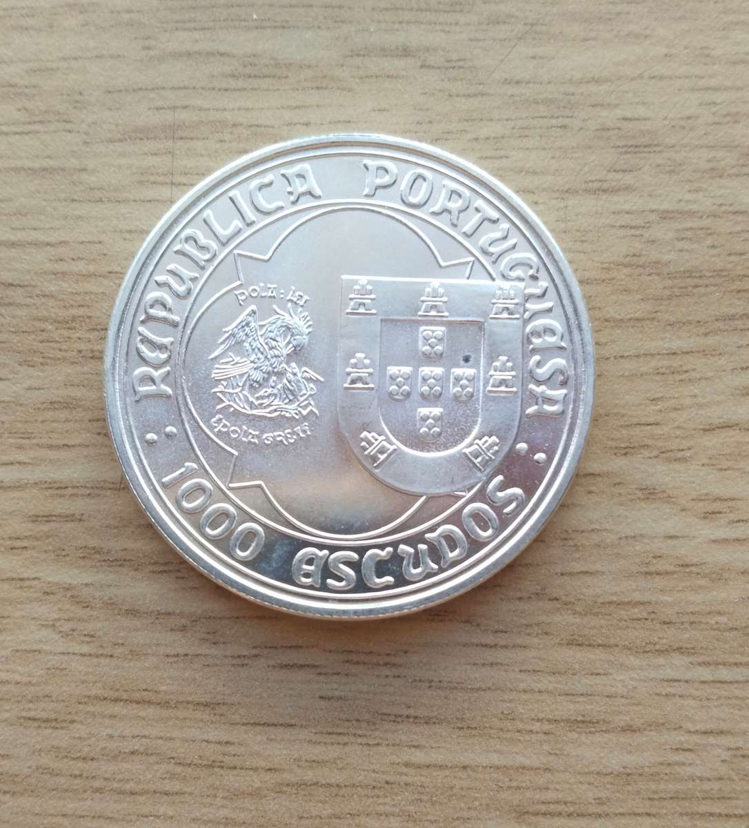 Portugal 1995 Silver 1000 Escudos. Nice coin!!