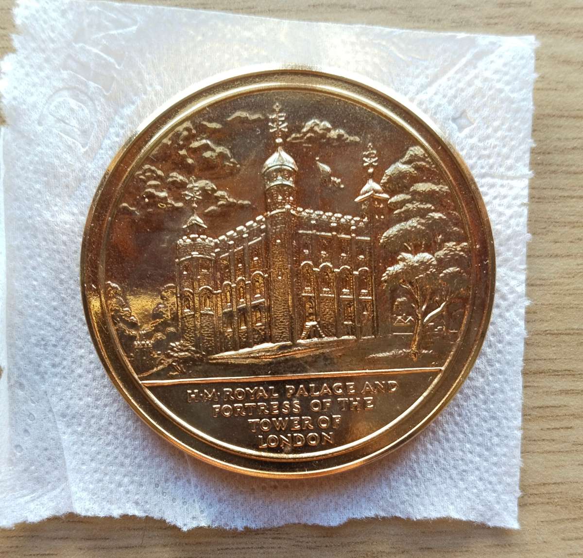 Great Britain 1976 Tower of London Large Commemorative Medal.