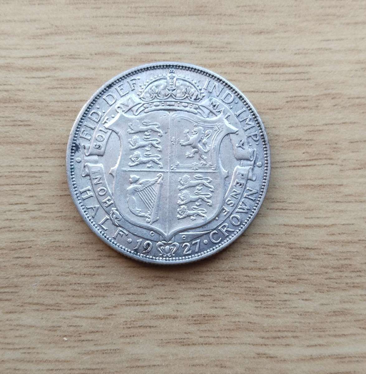 Great Britain 1927 King George V Silver Half Crown. Good condition.