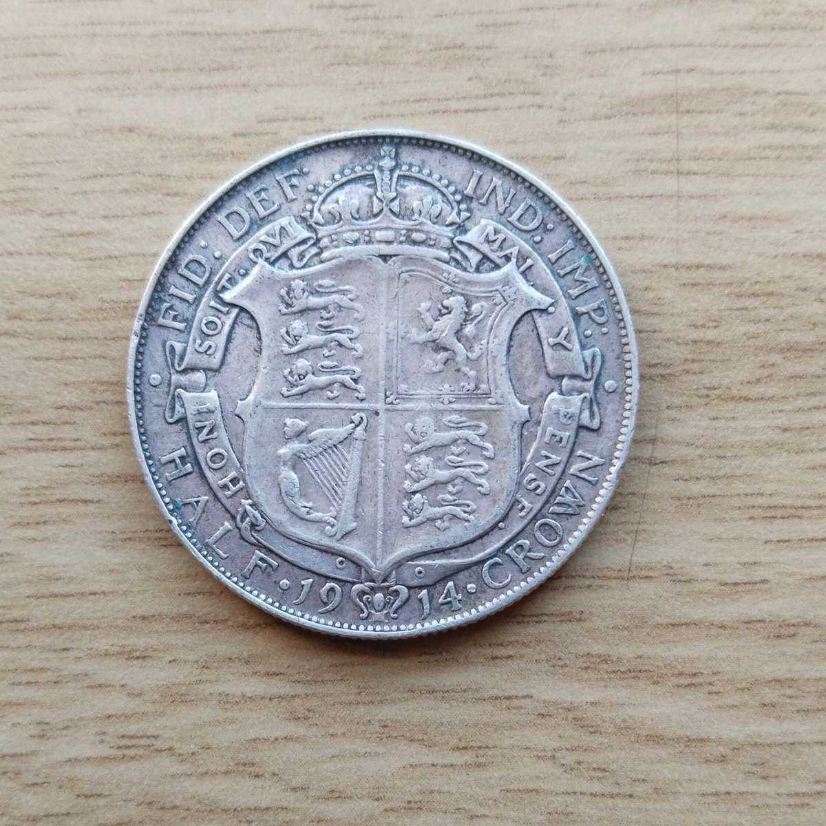 Great Britain Sterling silver King George V Half Crown. Nice coin!!