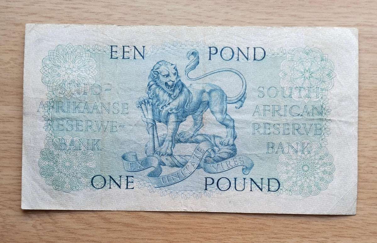 South Africa M.H. de Kock 13.5.58 Old one pound Bank Note. (348)