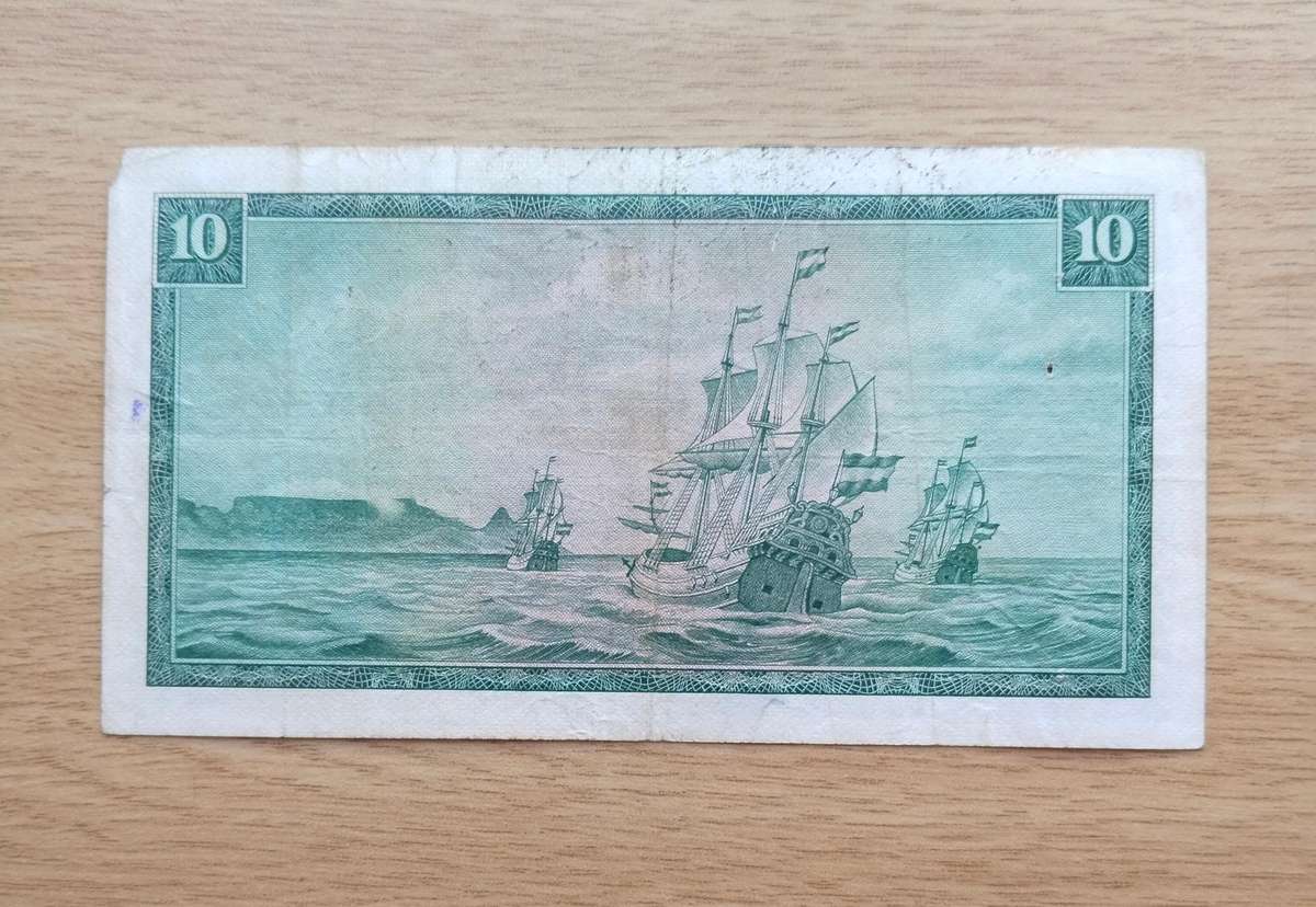Replacement W3 South Africa de Jongh Old R10 Bank Note. (929)