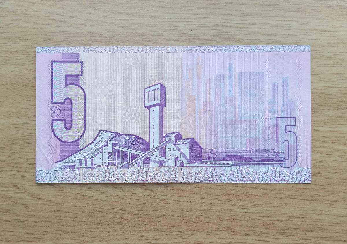 Replacement XX South Africa Stals R5 Bank Note. Good condition. (726)