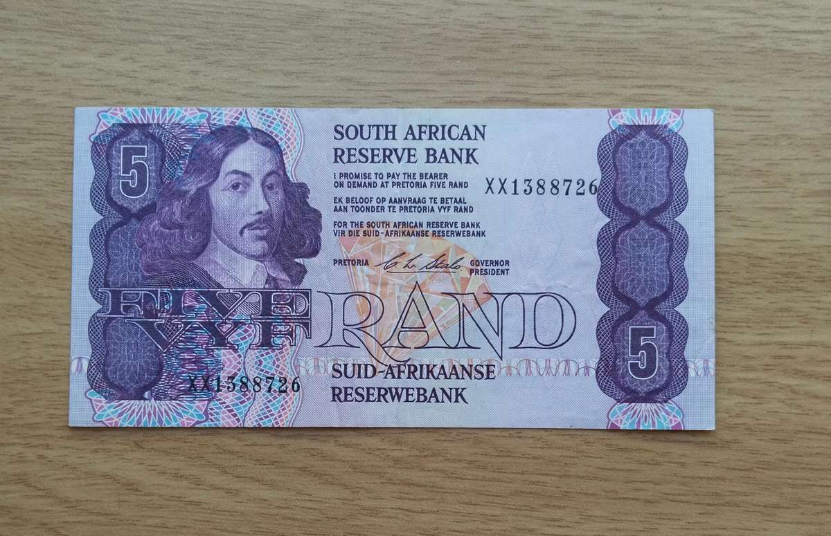 Replacement XX South Africa Stals R5 Bank Note. Good condition. (726)
