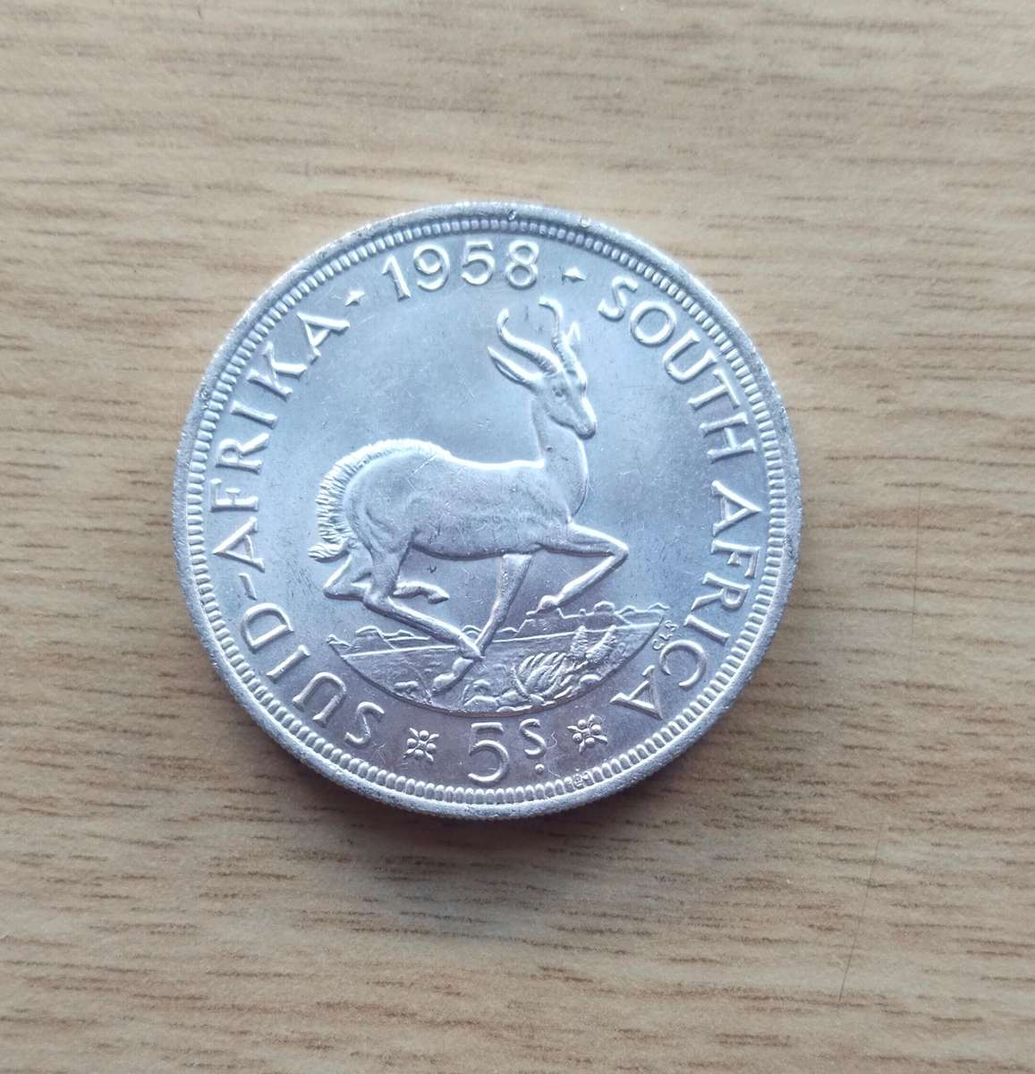 South Africa 1958 Silver 5 Shillings. Great Condition.