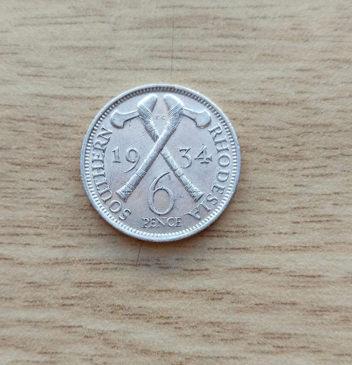 Southern Rhodesia 1934 Silver Sixpence. Good condition.