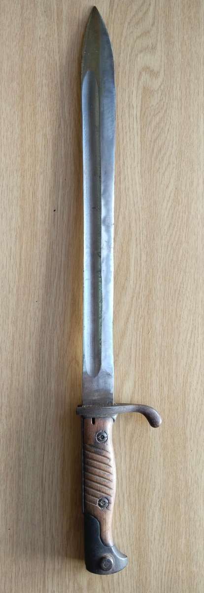 Germany M 1898/05 WW1 Mauser Butcher Blade Bayonet With Scabbard. 500mm long.