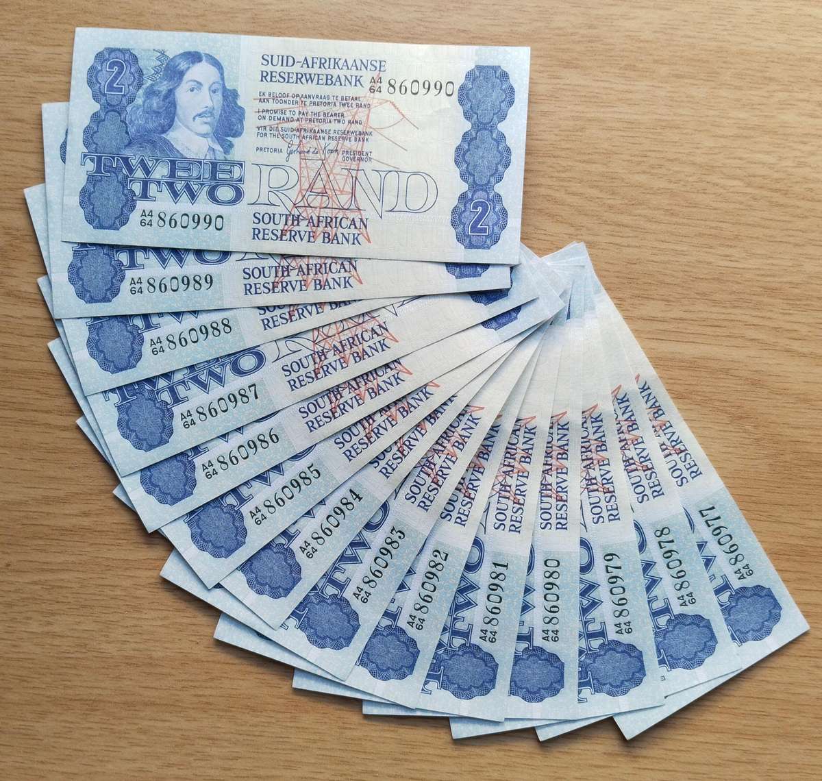 South Africa de Kock 13 Consecutive number R2 Bank Notes. (977-990)