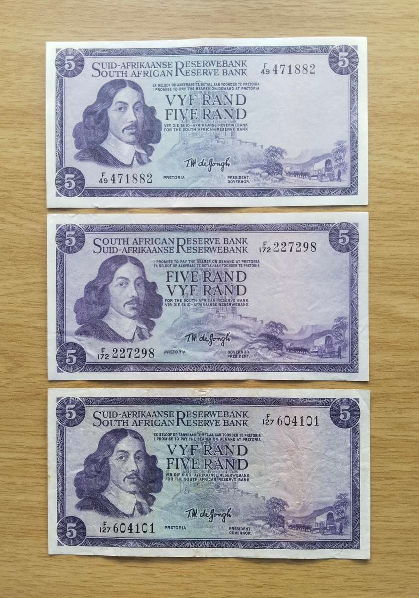South Africa de Jongh Collection of 3 Old R5 Bank Notes. One bid takes all.