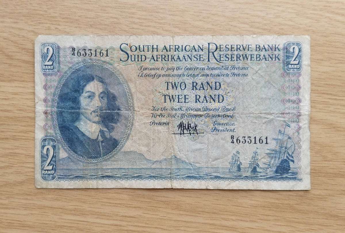 South African M.H. de Kock old R2 Bank Note. (161)