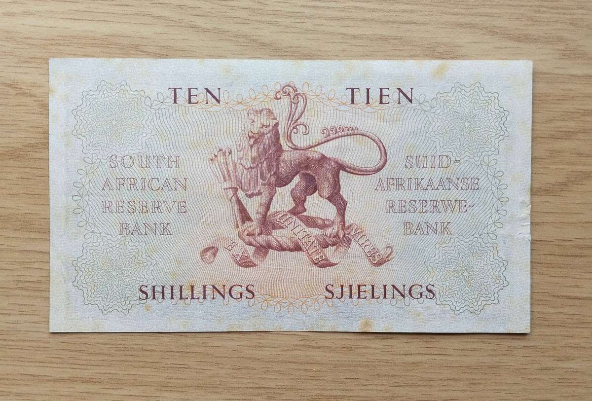South African M.H. de Kock 19 April 1948 Tien Shillings. (376)