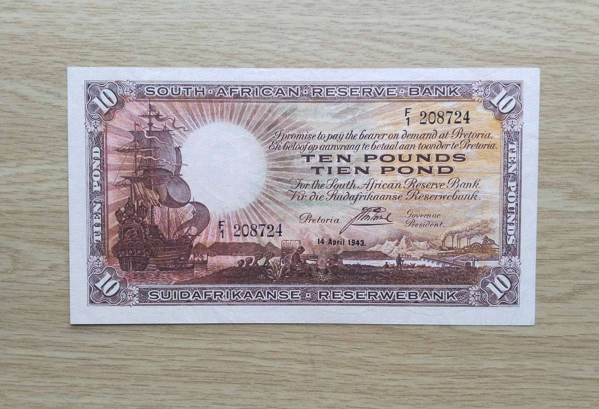 South Africa J. Postmus 14 April 1943 Old Ten Pounds Bank Note. Great Condition. (724)